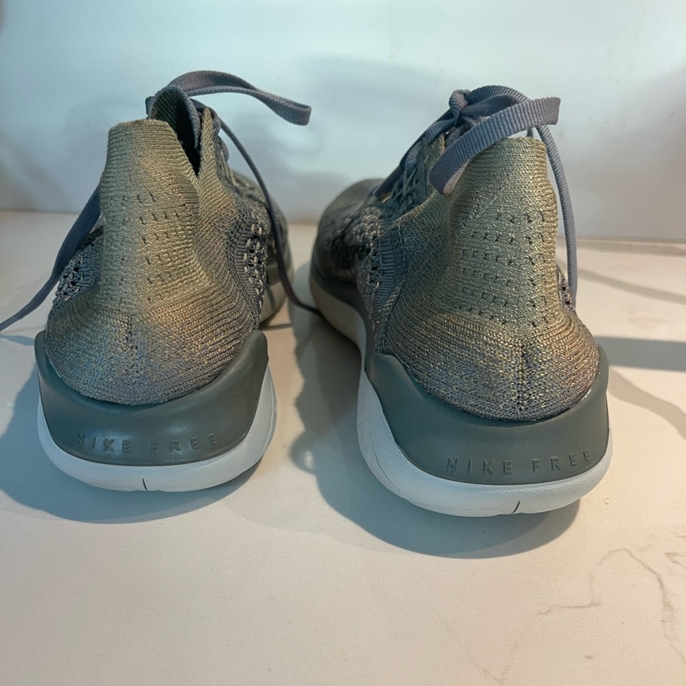 Nike Free Run light army green siz 10 - Picture 2 of 5